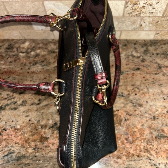 Coach Black and maroon women’s purse - Picture 5 of 10